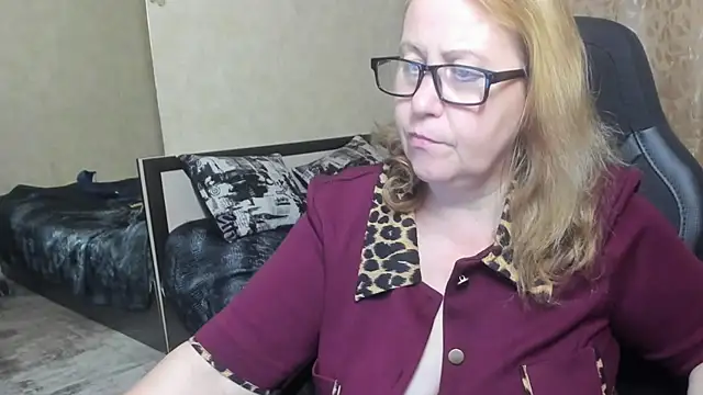 Frau Marta online show from 14, 11, 2025