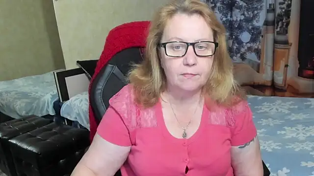 Frau Marta online show from 19, 12, 2025