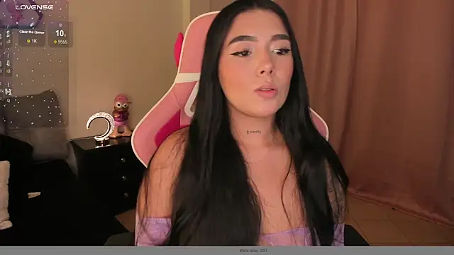 Snapshot of shantall_vidales_ chatting on 8, 1, 2025 shantall vidales online show from 8, 1, 2025