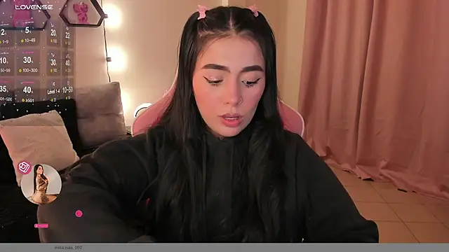 Snapshot of shantall_vidales_ chatting on 8, 2, 2025 shantall vidales online show from 8, 2, 2025