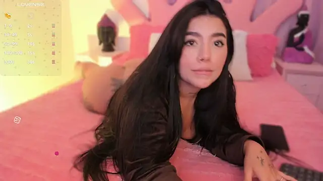 Snapshot of shantall_vidales_ chatting on 28, 9, 2025 shantall vidales online show from 28, 9, 2025