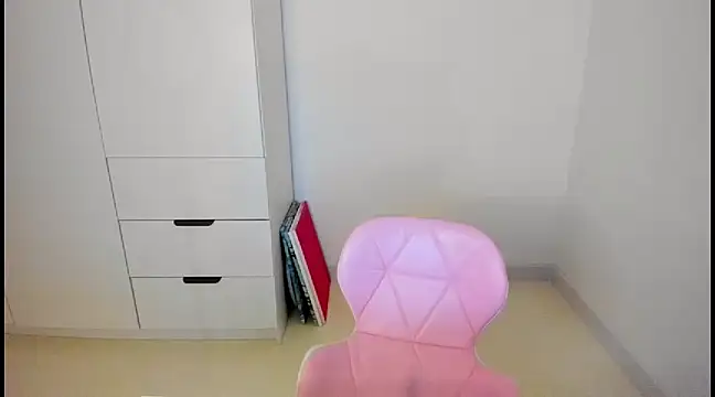 Snapshot of MiaStripDance chatting on 21, 12, 2024 MiaStripDance online show from 21, 12, 2024