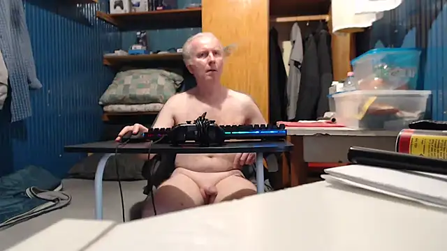 Snapshot of Vgy67Z95 chatting on 9, 9, 2025 Vgy67Z95 online show from 9, 9, 2025