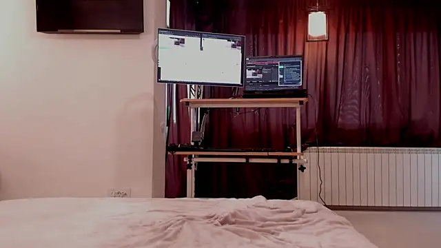 aryahunt1 online show from 14, 2, 2026