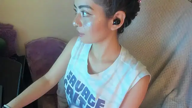 Sammysammy  online show from 19, 11, 2025