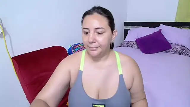 Snapshot of sexxy_ticki chatting on 13, 12, 2024 sexxy ticki online show from 13, 12, 2024