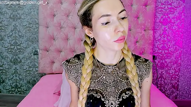 Akilla Queen online show from 22, 10, 2025