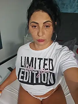 charrlote love online show from 6, 8, 2026