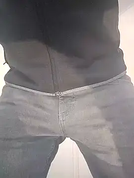 Snapshot of papiculo86 chatting on 5, 1, 2025 papiculo86 online show from 5, 1, 2025