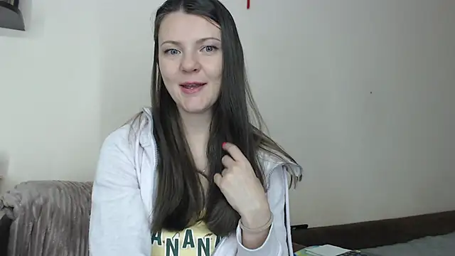 Snapshot of SugarTati chatting on 4, 10, 2025 SugarTati online show from 4, 10, 2025