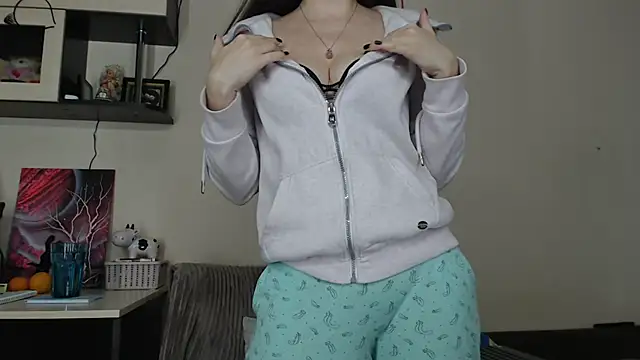 Snapshot of SugarTati chatting on 19, 12, 2025 SugarTati online show from 19, 12, 2025