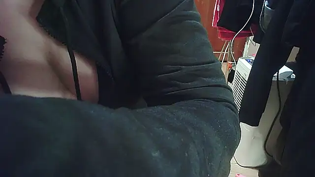 Snapshot of cindy01113520 chatting on 5, 3, 2025 cindy01113520 online show from 5, 3, 2025