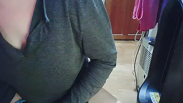 cindy01113520 online show from 25, 3, 2026