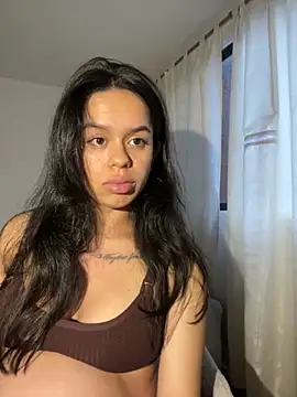 Snapshot of xlovelygirlx chatting on 31, 10, 2025 xlovelygirlx online show from 31, 10, 2025