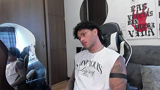 Snapshot of Alessandro_Vanni chatting on 19, 2, 2026 Alessandro Vanni online show from 19, 2, 2026