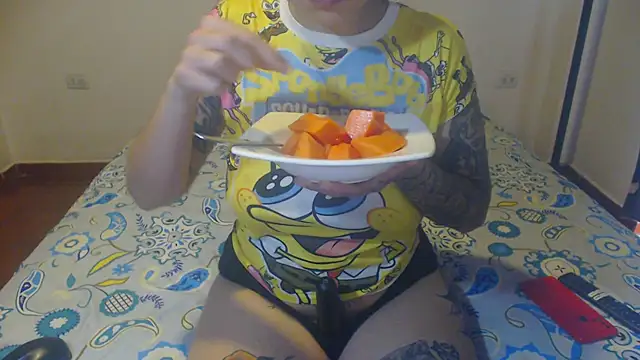 Snapshot of Tattoodreams_lucy chatting on 17, 2, 2026 Tattoodreams lucy online show from 17, 2, 2026