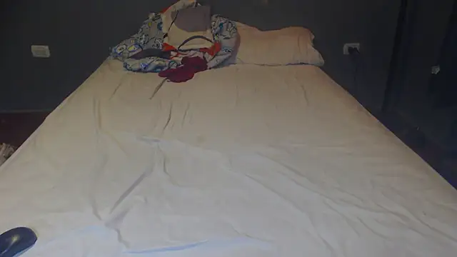 Snapshot of Tattoodreams_lucy chatting on 29, 4, 2026 Tattoodreams lucy online show from 29, 4, 2026
