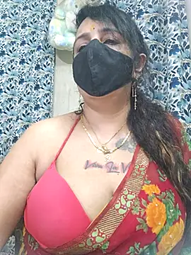 Snapshot of cute-tanvi chatting on 2, 10, 2025 cute-tanvi online show from 2, 10, 2025