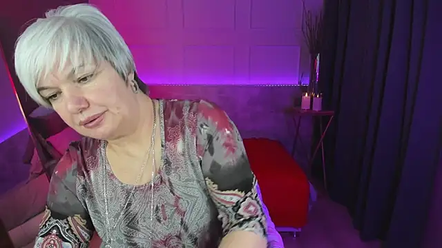 Snapshot of CarmenSoft chatting on 10, 3, 2025 CarmenSoft online show from 10, 3, 2025