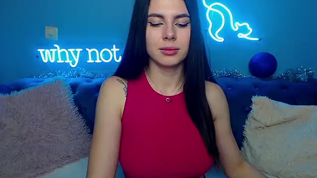 Snapshot of ViollinaLove chatting on 12, 1, 2025 ViollinaLove online show from 12, 1, 2025