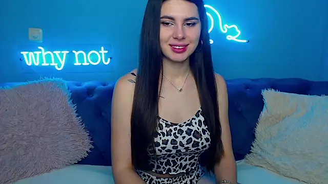 Snapshot of ViollinaLove chatting on 18, 1, 2025 ViollinaLove online show from 18, 1, 2025