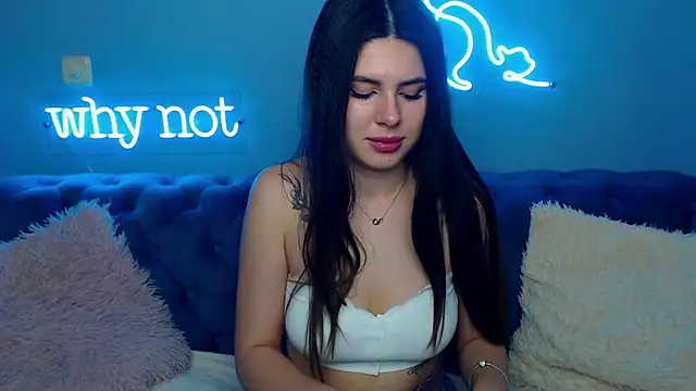Snapshot of ViollinaLove chatting on 26, 1, 2025 ViollinaLove online show from 26, 1, 2025