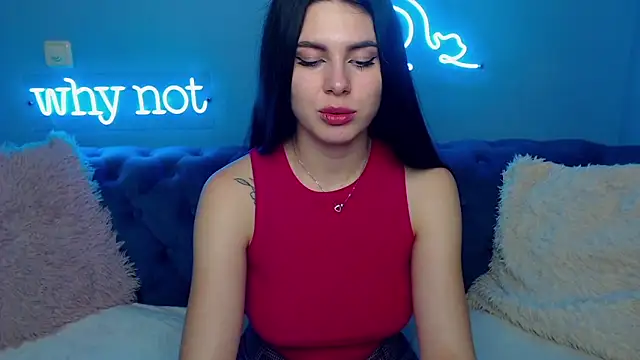 Snapshot of ViollinaLove chatting on 28, 1, 2025 ViollinaLove online show from 28, 1, 2025