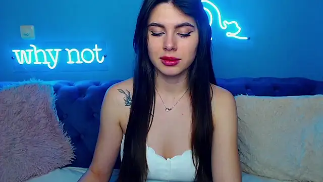 Snapshot of ViollinaLove chatting on 10, 2, 2025 ViollinaLove online show from 10, 2, 2025