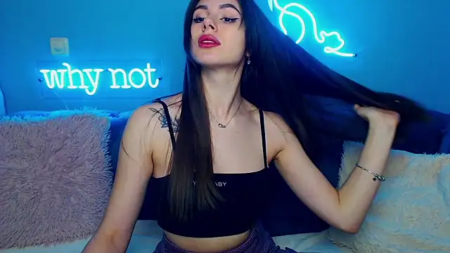 Snapshot of ViollinaLove chatting on 11, 2, 2025 ViollinaLove online show from 11, 2, 2025