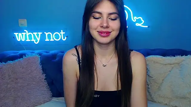 Snapshot of ViollinaLove chatting on 18, 2, 2025 ViollinaLove online show from 18, 2, 2025