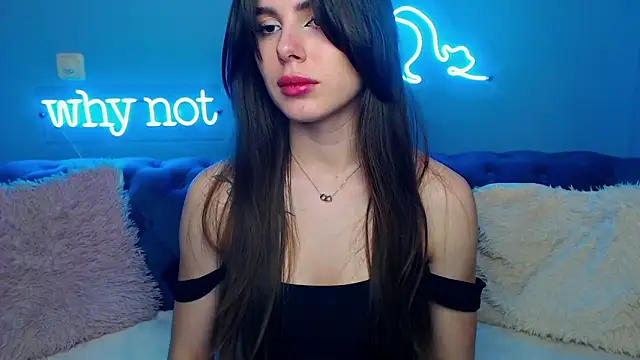 Snapshot of ViollinaLove chatting on 21, 2, 2025 ViollinaLove online show from 21, 2, 2025