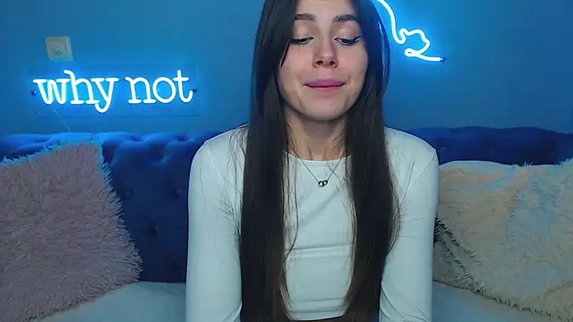Snapshot of ViollinaLove chatting on 22, 2, 2025 ViollinaLove online show from 22, 2, 2025