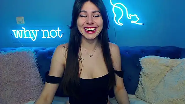 Snapshot of ViollinaLove chatting on 28, 2, 2025 ViollinaLove online show from 28, 2, 2025