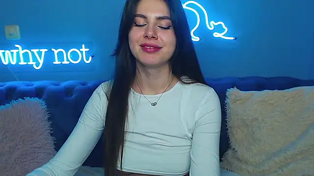 Snapshot of ViollinaLove chatting on 22, 3, 2025 ViollinaLove online show from 22, 3, 2025