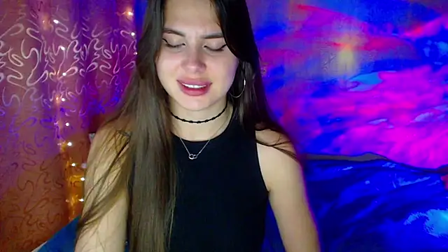 Snapshot of ViollinaLove chatting on 18, 10, 2025 ViollinaLove online show from 18, 10, 2025