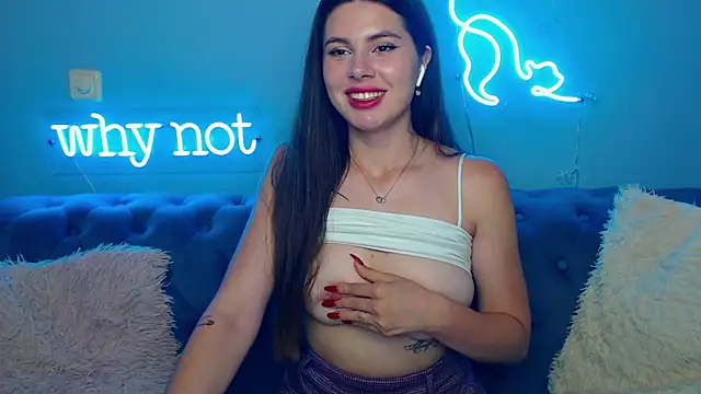 Snapshot of ViollinaLove chatting on 21, 6, 2026 ViollinaLove online show from 21, 6, 2026