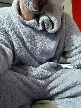 Snapshot of 207RCCam chatting on 8, 12, 2024 207RCCam online show from 8, 12, 2024