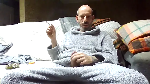 Snapshot of 207RCCam chatting on 16, 11, 2025 207RCCam online show from 16, 11, 2025