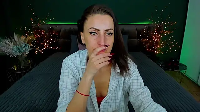 Rebecca Diamond online show from 12, 2, 2025