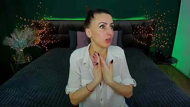 Rebecca Diamond online show from 26, 2, 2025