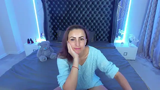 Rebecca Diamond online show from 2, 11, 2025