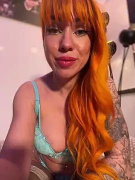 Pia July  online show from 29, 1, 2025