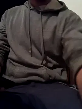 Snapshot of Rolandxxxr chatting on 7, 1, 2025 Rolandxxxr online show from 7, 1, 2025