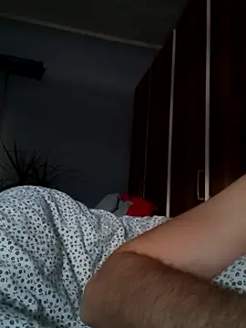 Snapshot of Rolandxxxr chatting on 7, 2, 2025 Rolandxxxr online show from 7, 2, 2025