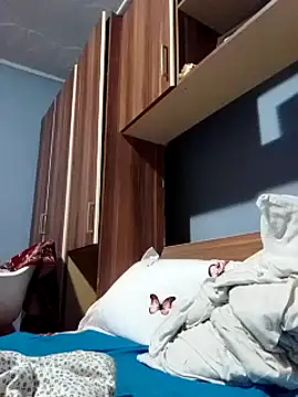 Snapshot of Rolandxxxr chatting on 23, 2, 2025 Rolandxxxr online show from 23, 2, 2025