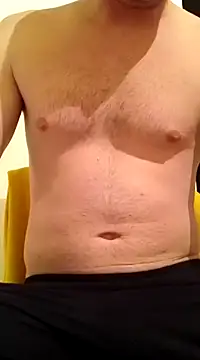 Snapshot of Rolandxxxr chatting on 23, 2, 2025 Rolandxxxr online show from 23, 2, 2025