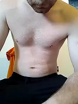 Snapshot of Rolandxxxr chatting on 17, 3, 2025 Rolandxxxr online show from 17, 3, 2025