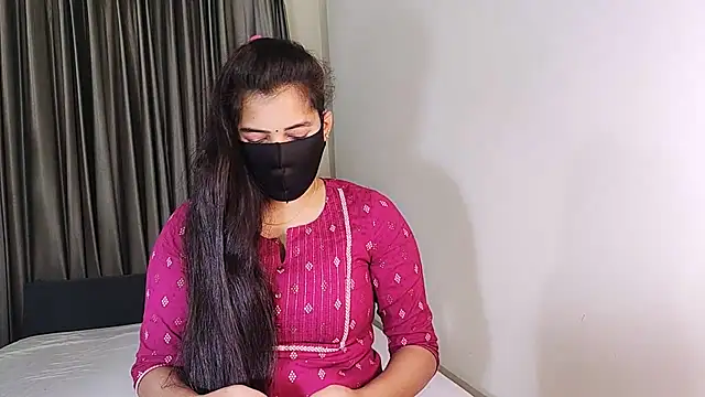 Snapshot of YourLovelyQueen chatting on 25, 1, 2025 YourLovelyQueen online show from 25, 1, 2025