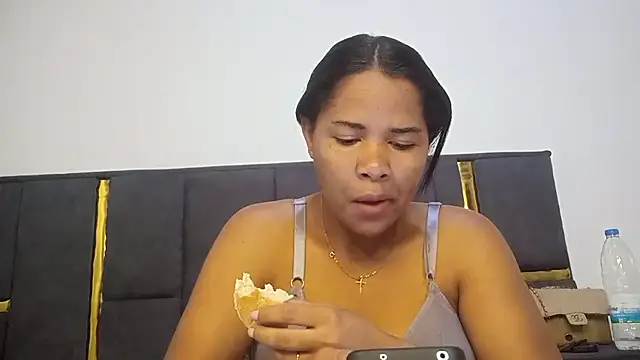 Snapshot of aleixane chatting on 19, 12, 2025 aleixane online show from 19, 12, 2025