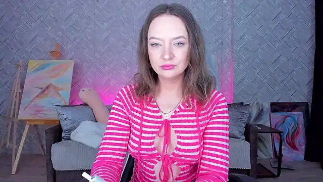 Snapshot of EvaBarsa_ chatting on 6, 10, 2025 EvaBarsa  online show from 6, 10, 2025